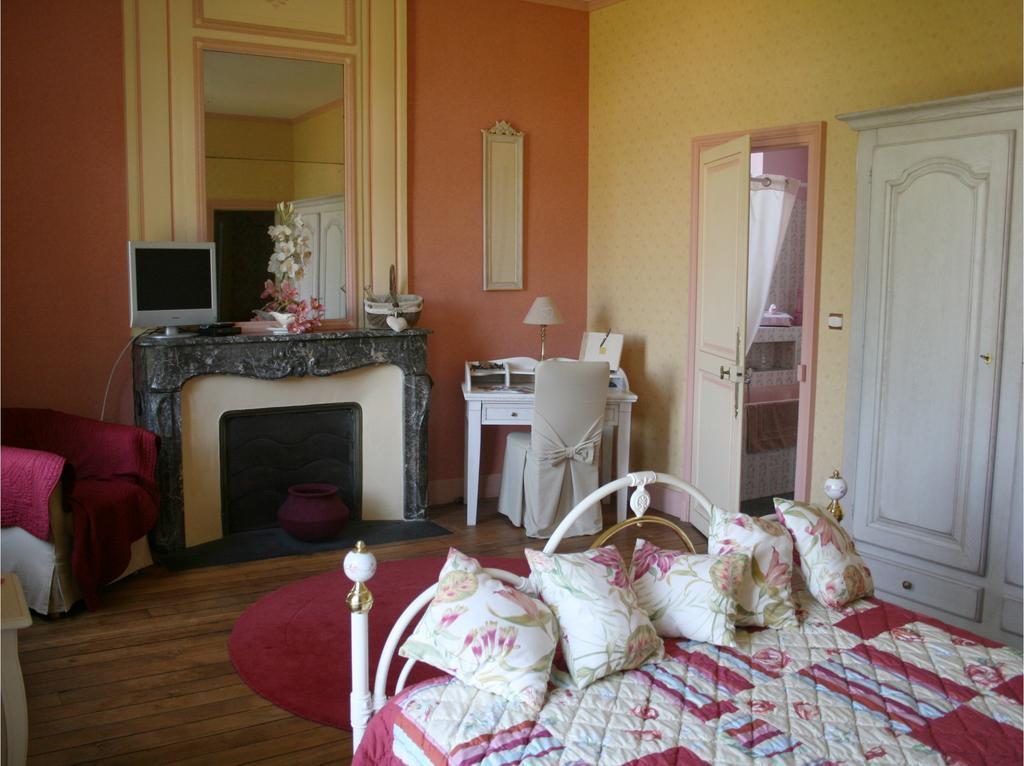 Chateau Du Clos Mortier Saint-Dizier Oda fotoğraf